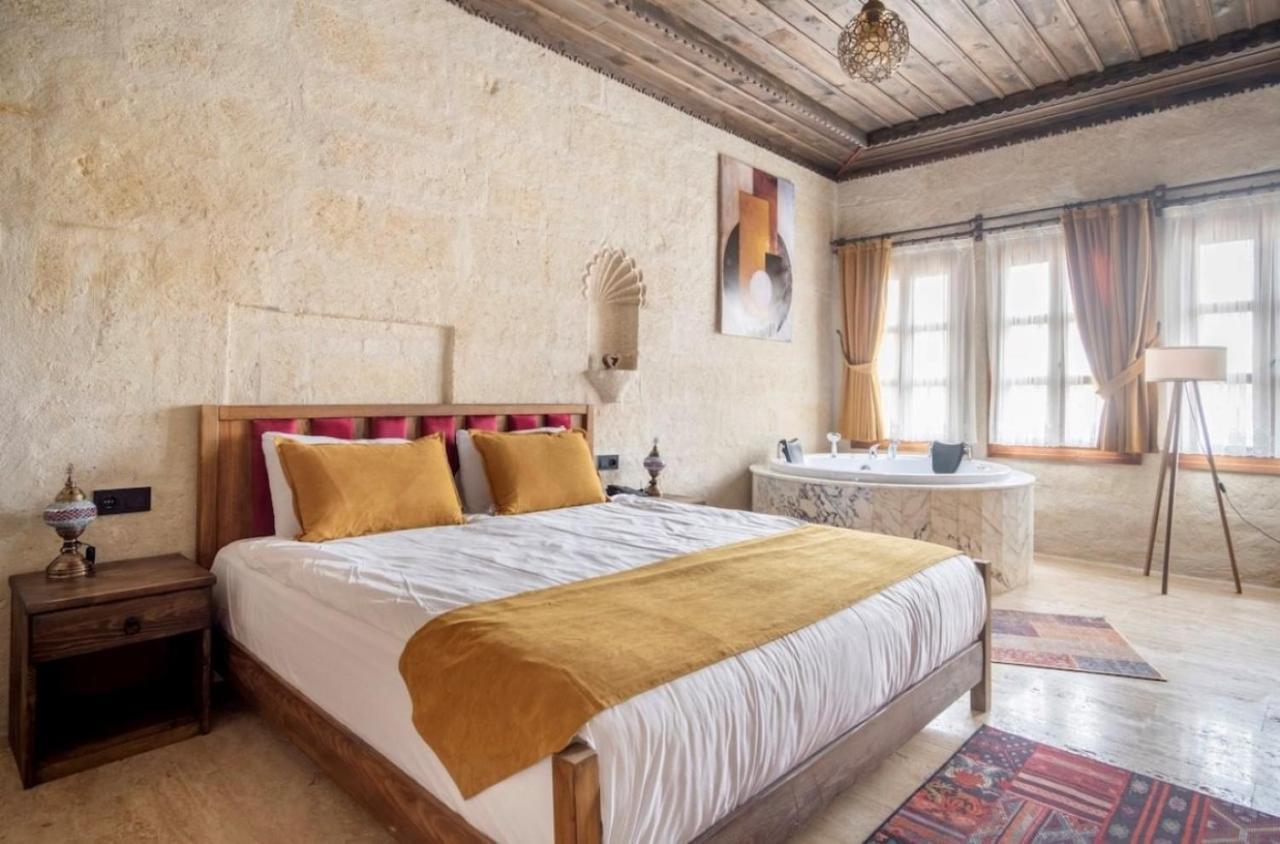 אורגופ Uzay Cave Suite Hotel מראה חיצוני תמונה
