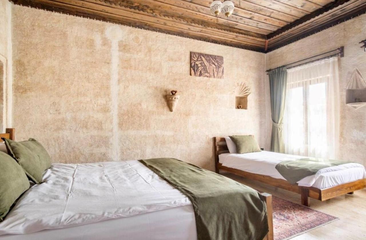 אורגופ Uzay Cave Suite Hotel מראה חיצוני תמונה