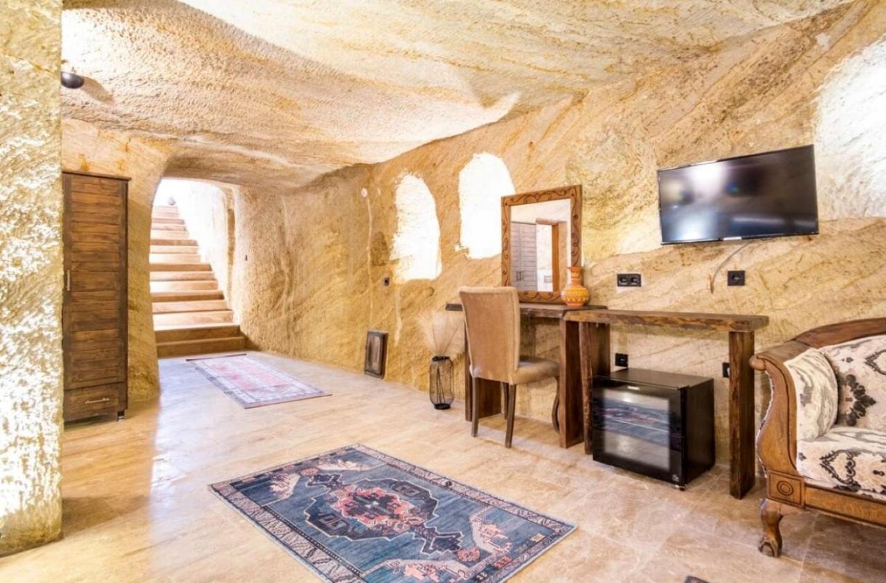 אורגופ Uzay Cave Suite Hotel מראה חיצוני תמונה