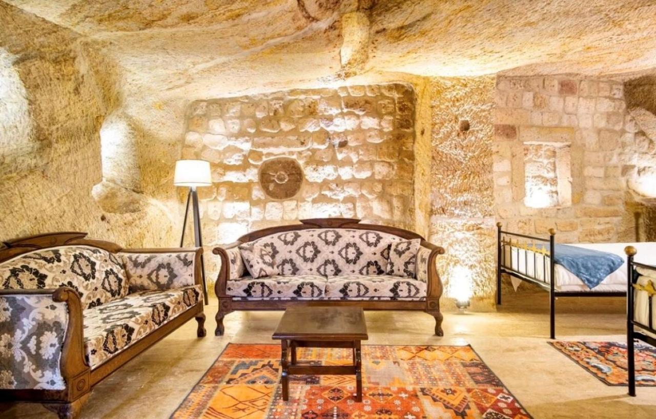 אורגופ Uzay Cave Suite Hotel מראה חיצוני תמונה